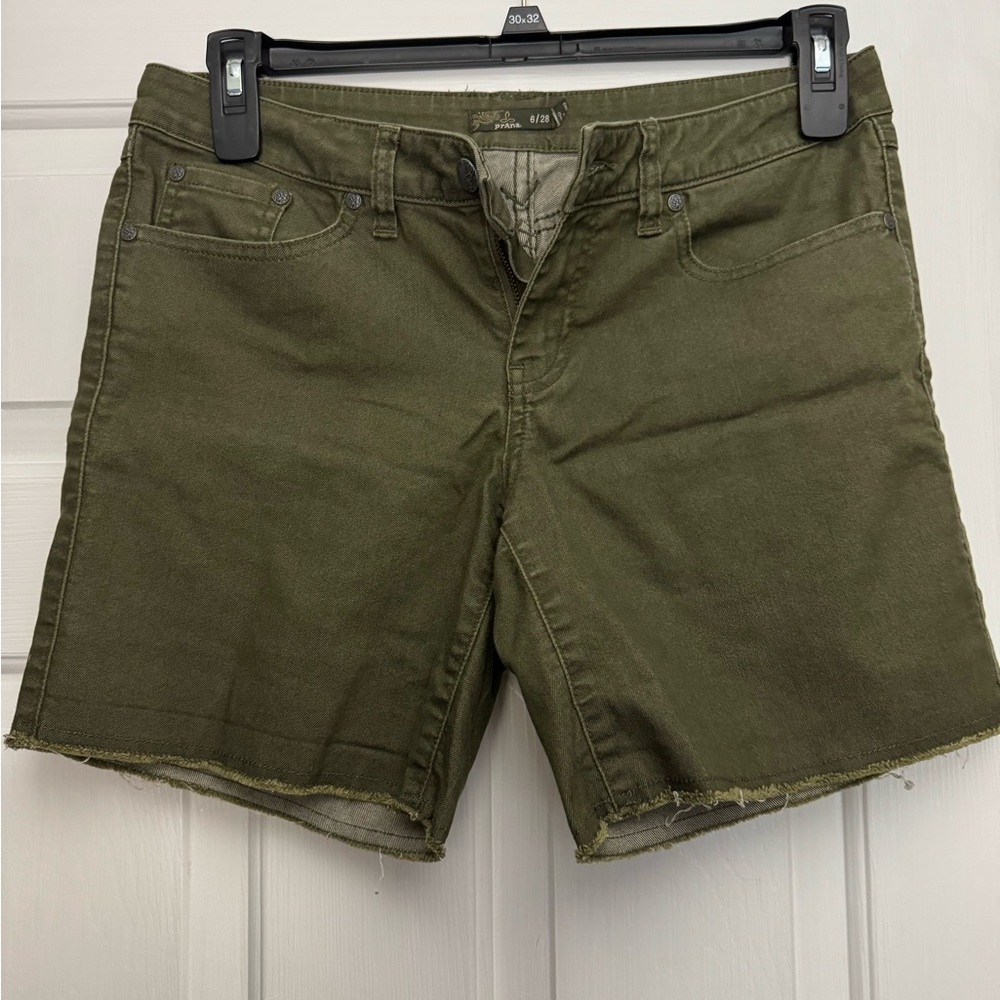 Prana Forest Green Women's Bermudas